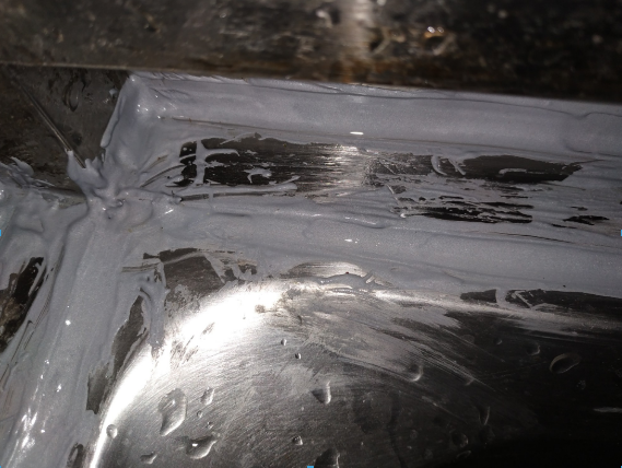 天力不銹鋼水箱滲漏修補(bǔ)劑，為眾多企業(yè)水箱滲漏排憂解難